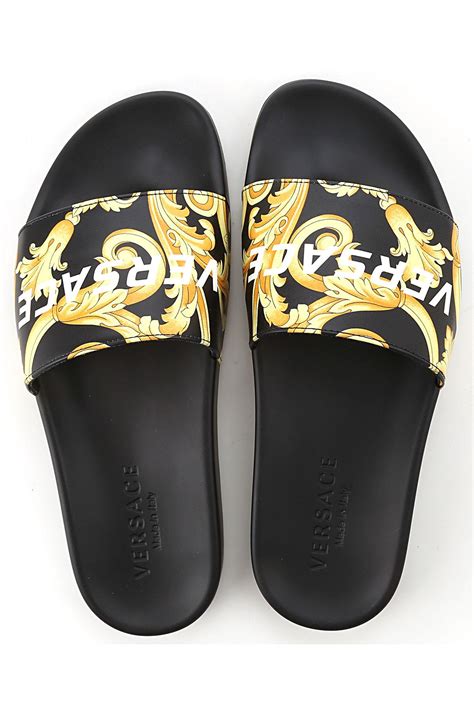 versace flip flops men's.